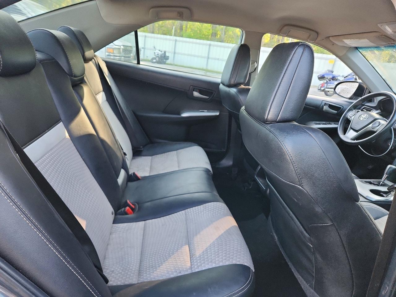 2013 TOYOTA CAMRY SE photo 10