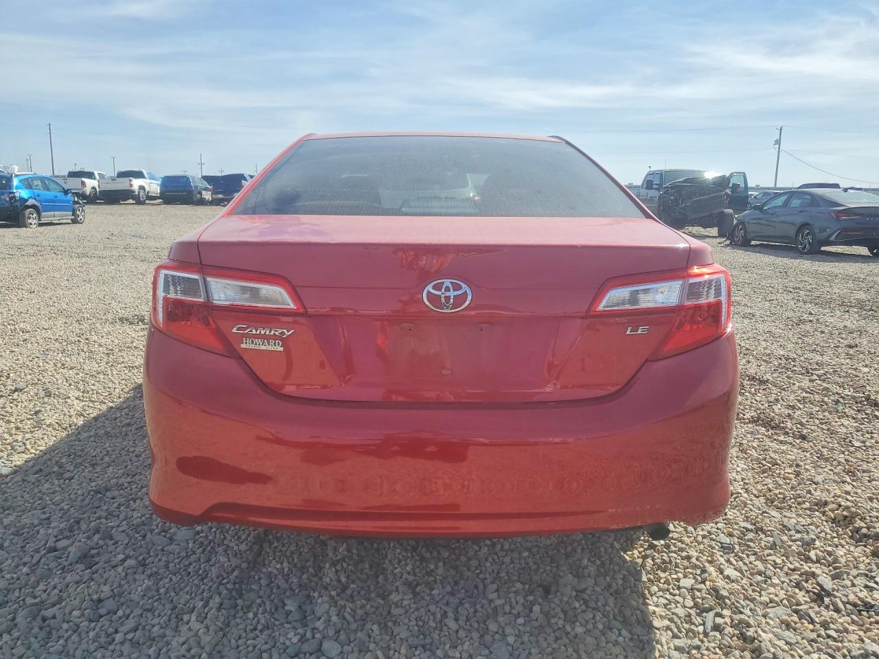 2012 TOYOTA CAMRY LE photo 16