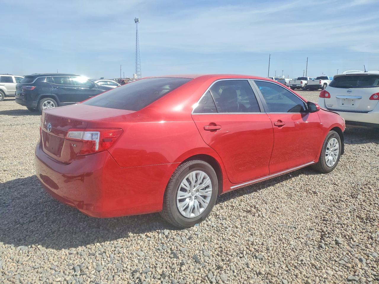 2012 TOYOTA CAMRY LE photo 7
