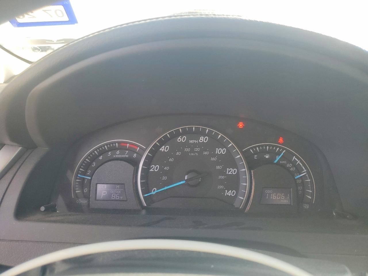 2012 TOYOTA CAMRY LE photo 25