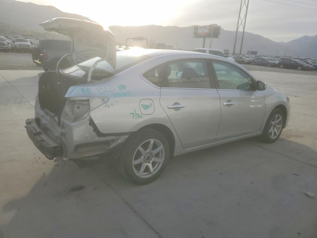 2018 NISSAN SENTRA S photo 5