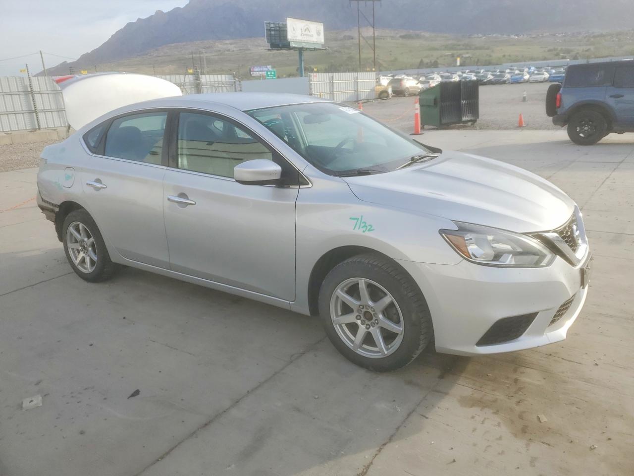 2018 NISSAN SENTRA S photo 7