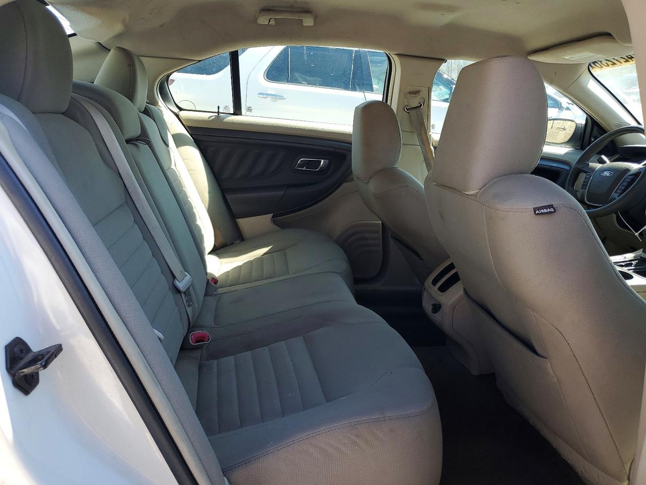 2010 FORD TAURUS SE photo 19