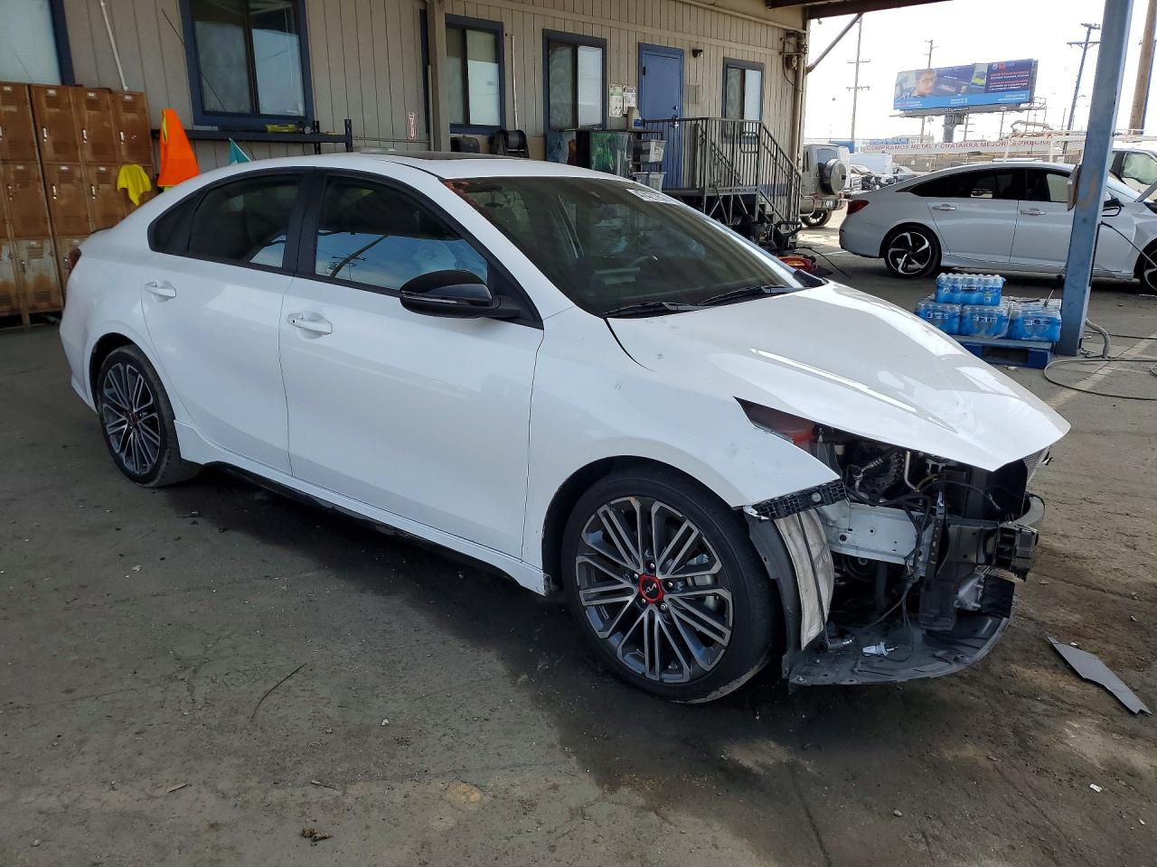 2024 KIA FORTE GT photo 4