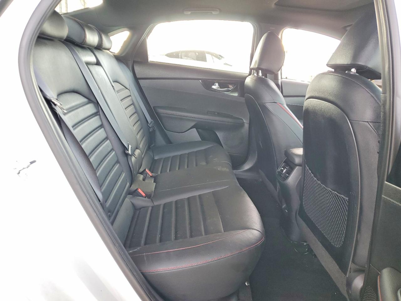 2024 KIA FORTE GT photo 10