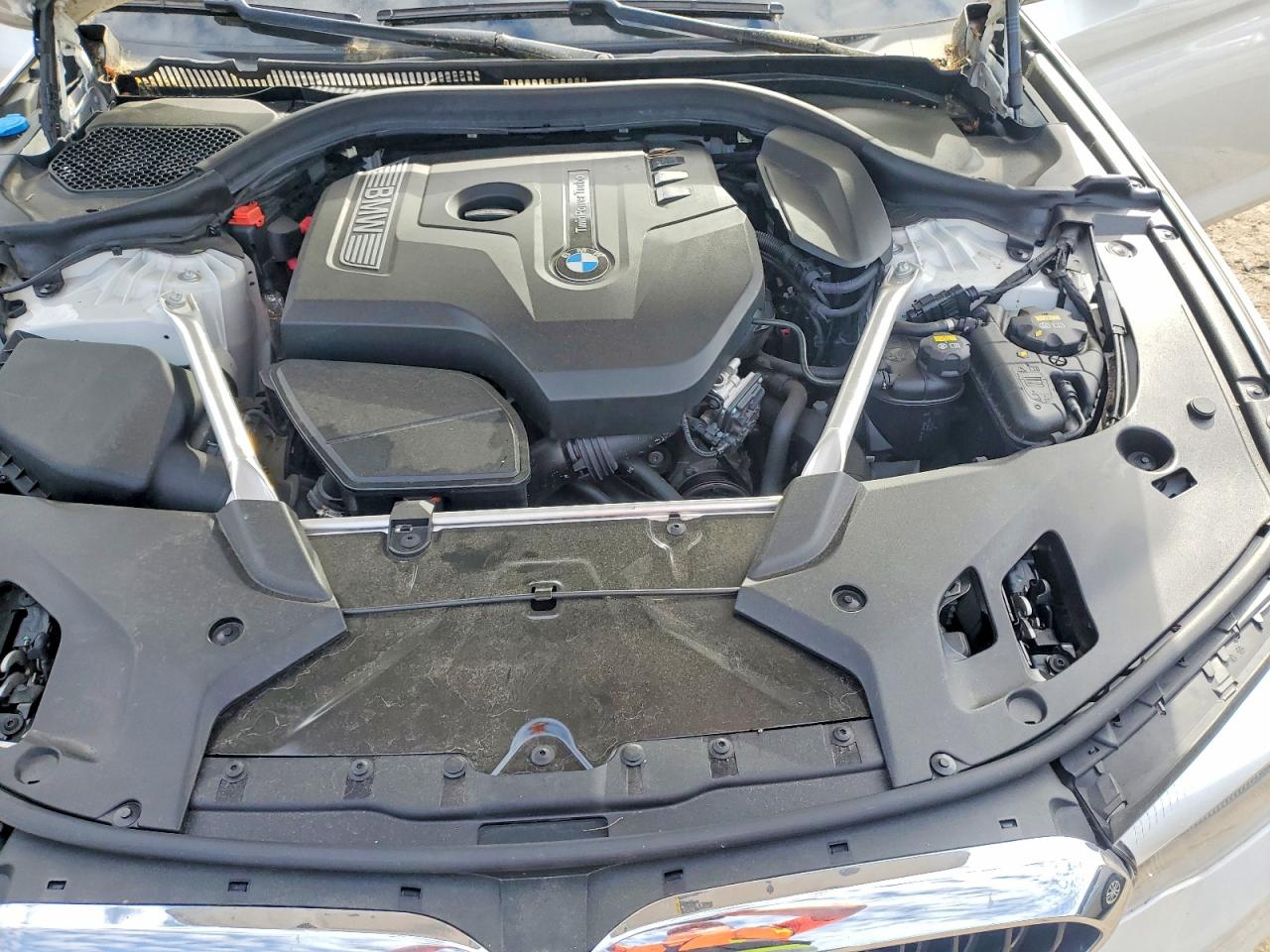 2019 BMW 530 XI photo 31