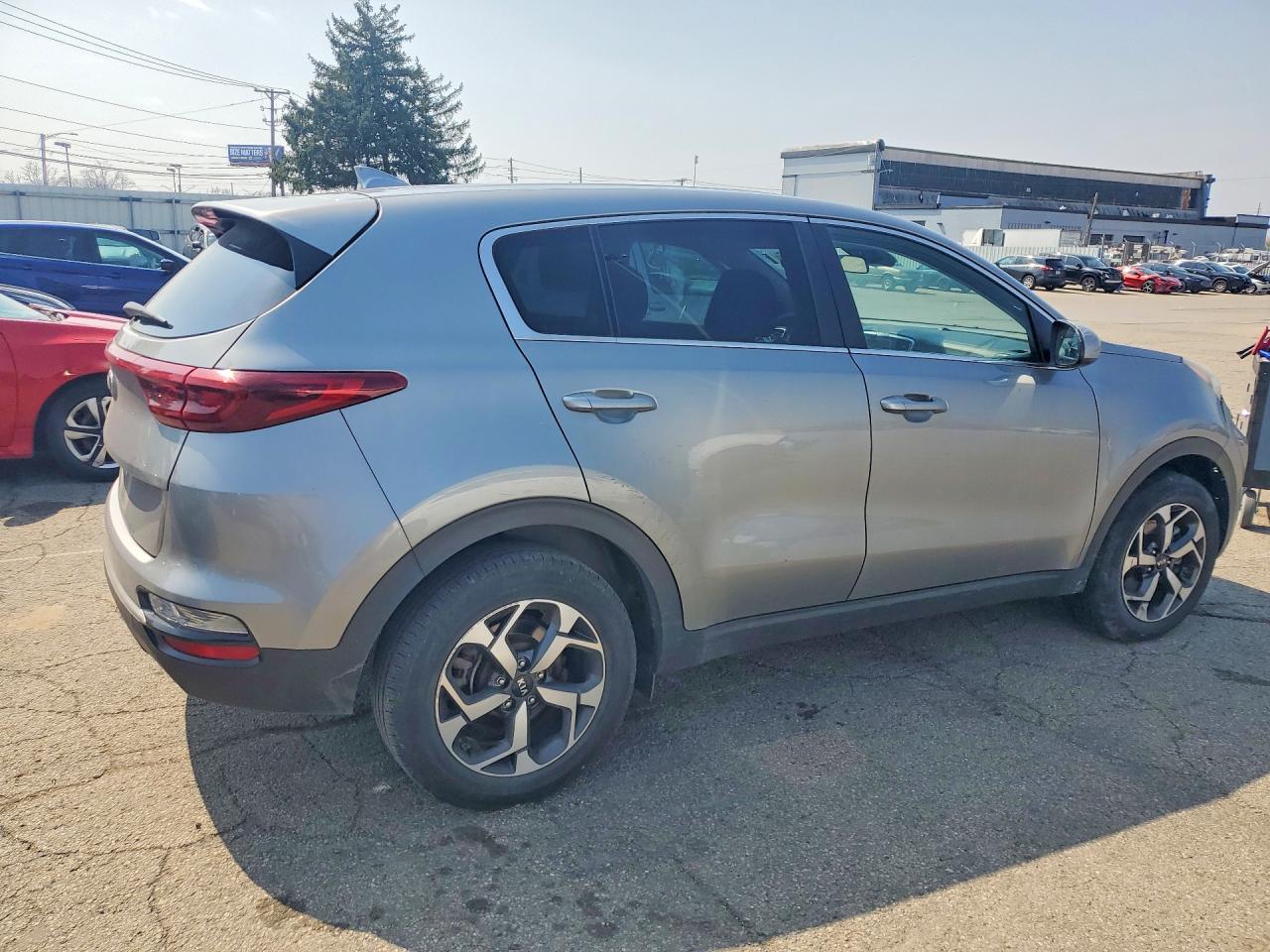 2020 KIA SPORTAGE LX photo 3
