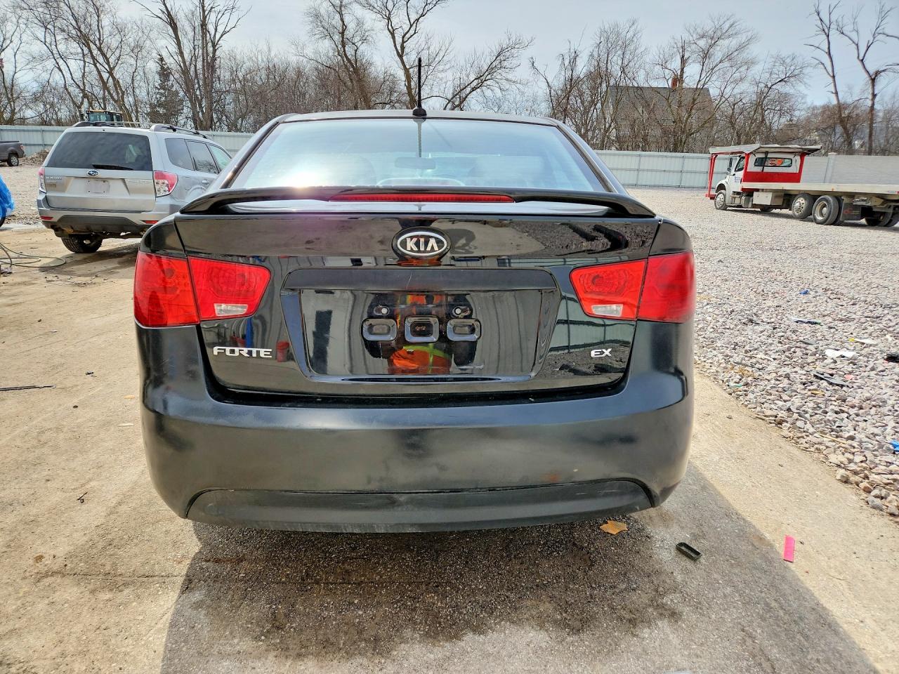 2010 KIA FORTE EX photo 11