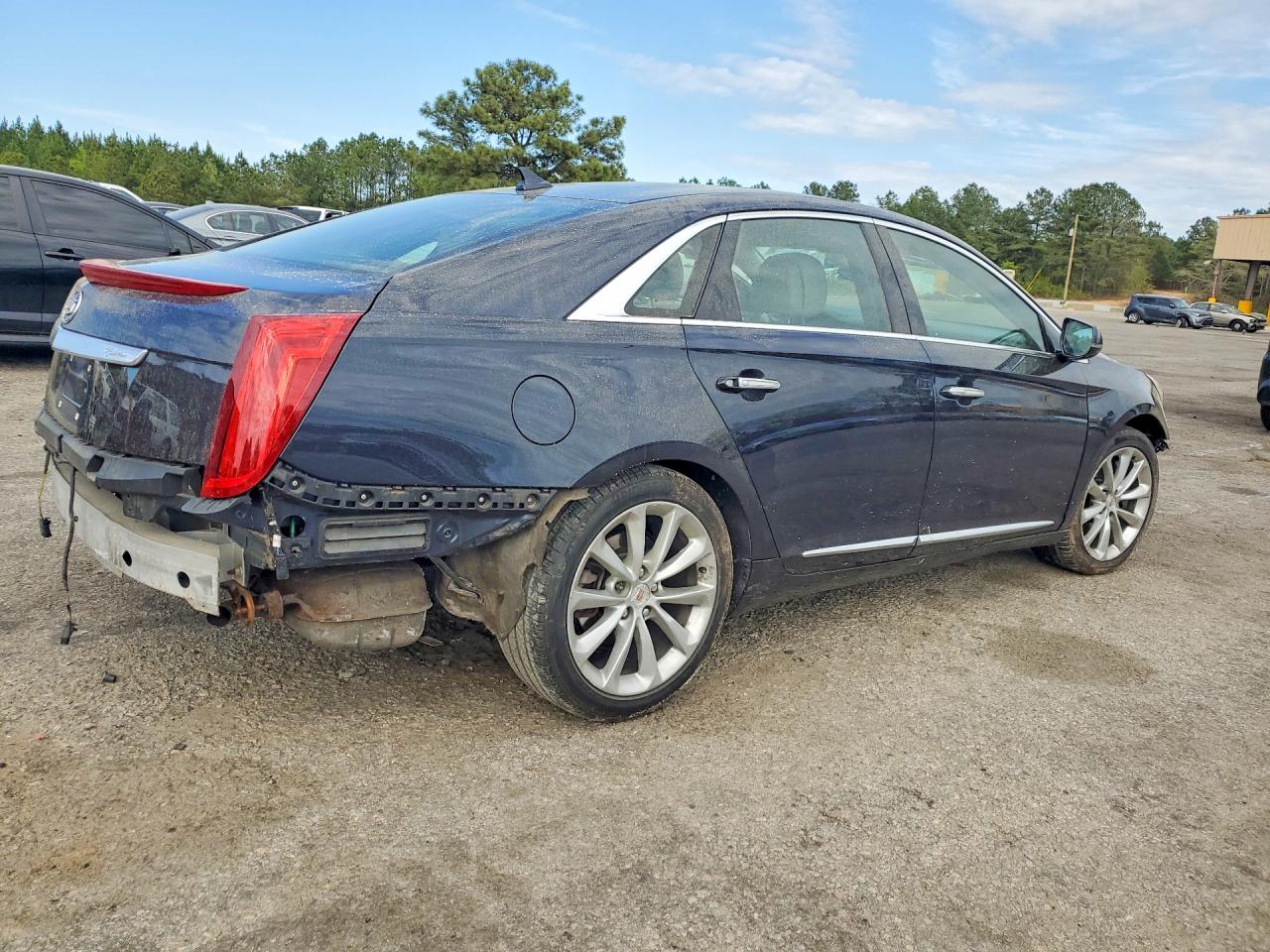 2013 CADILLAC XTS LUXURY COLLECTION photo 5