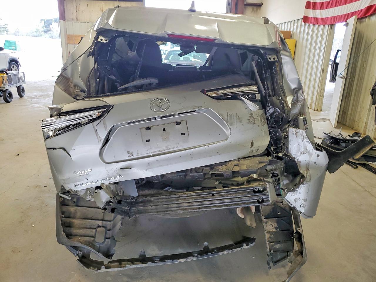 2020 TOYOTA HIGHLANDER XLE photo 11