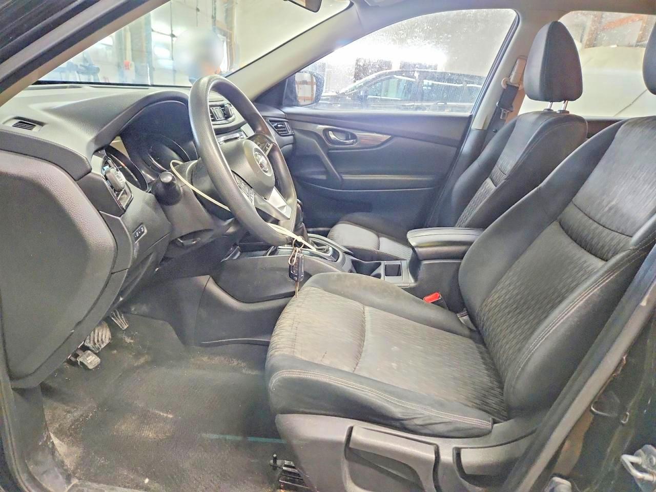 2017 NISSAN ROGUE S photo 13