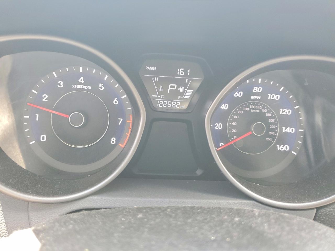 2016 HYUNDAI ELANTRA SE photo 9