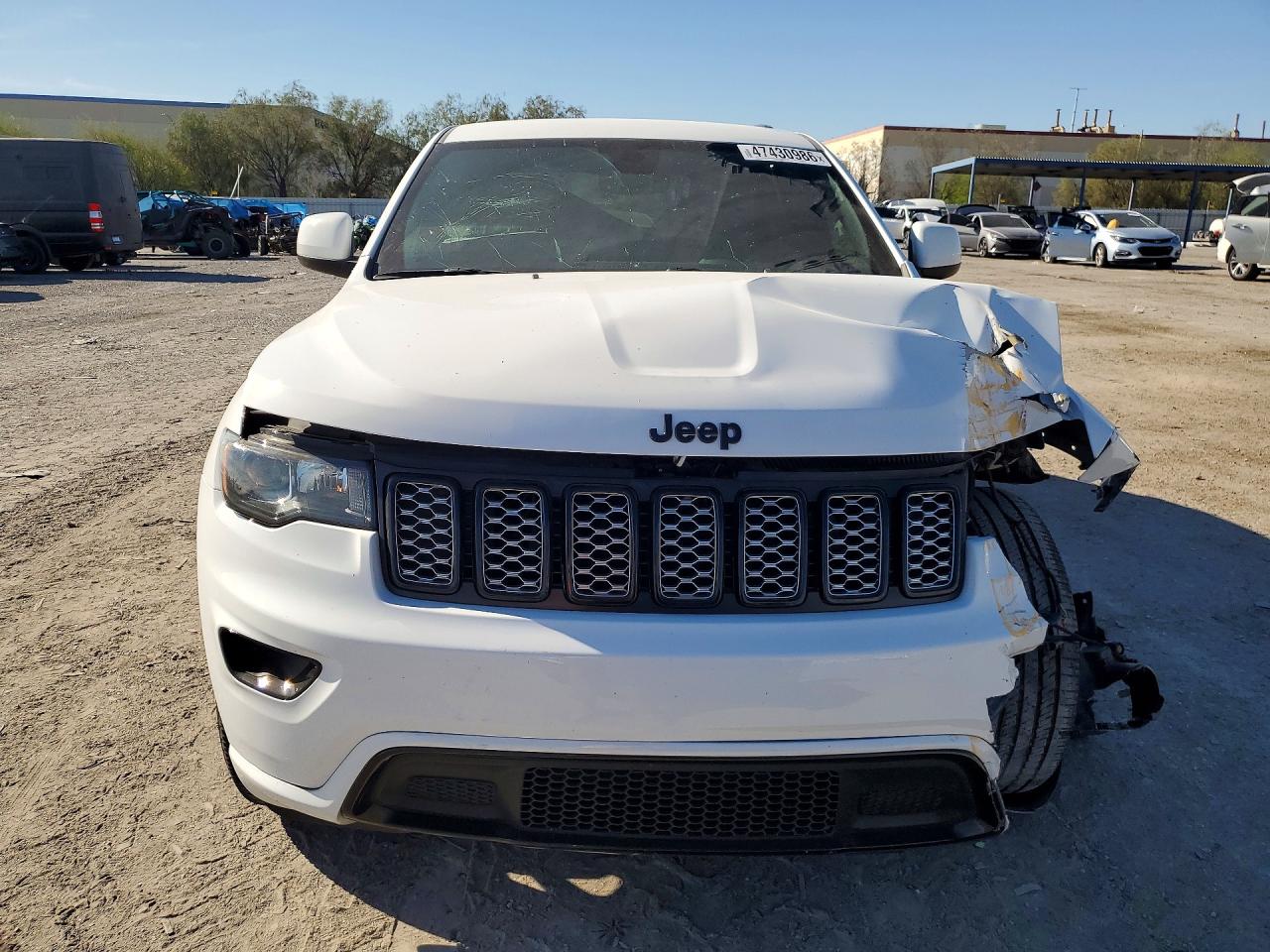 2019 JEEP GRAND CHEROKEE LAREDO photo 13