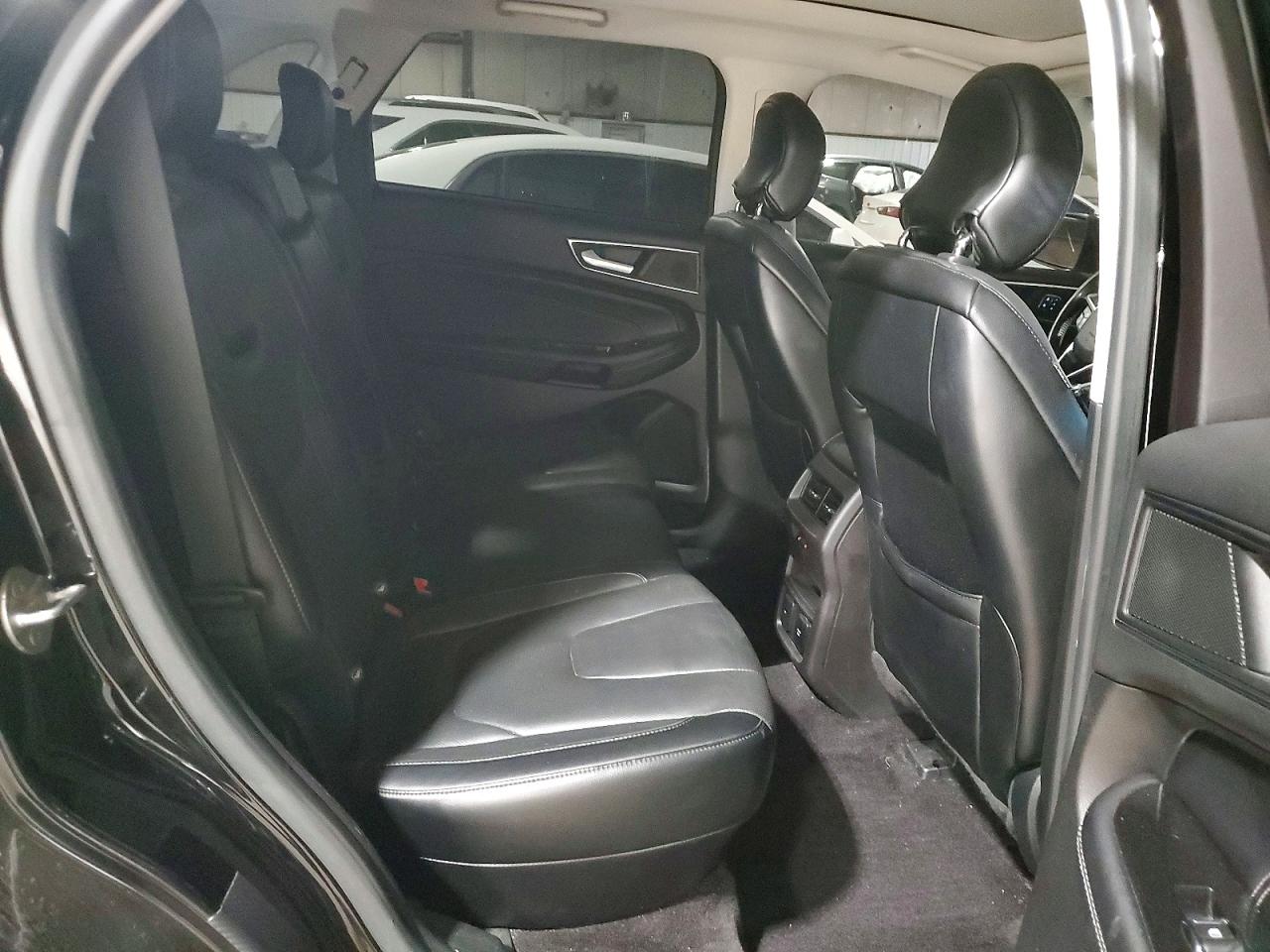 2017 FORD EDGE TITANIUM photo 11