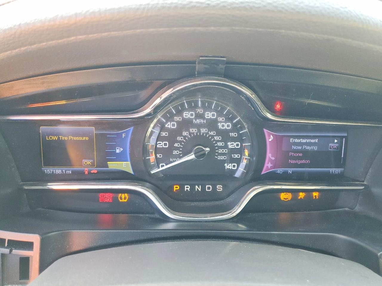 2013 LINCOLN MKS photo 9