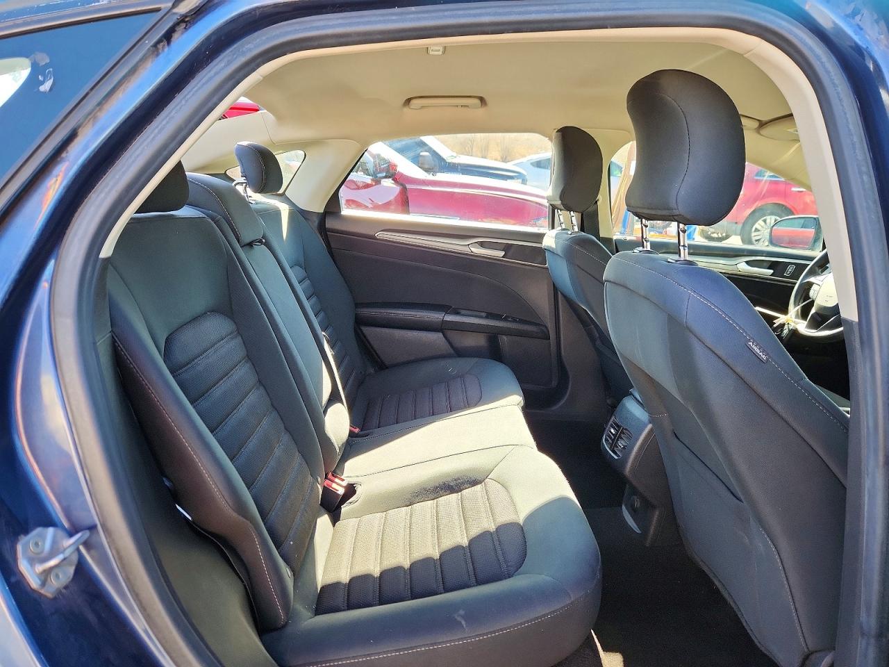 2019 FORD FUSION SE photo 10