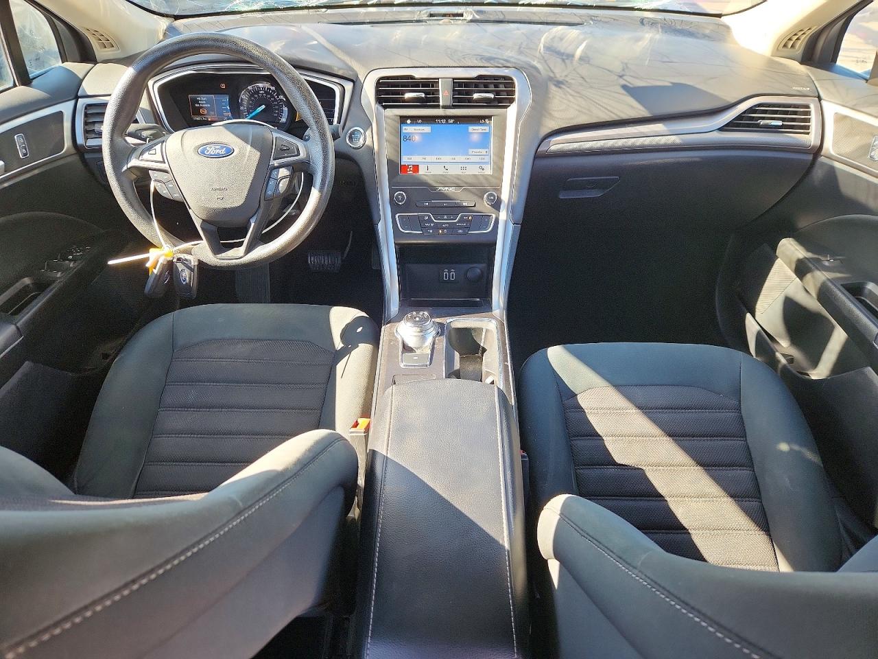 2019 FORD FUSION SE photo 8