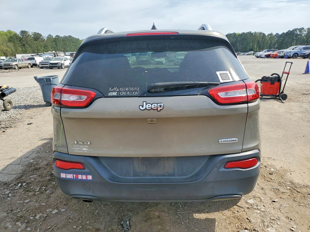2017 JEEP CHEROKEE LATITUDE photo 11