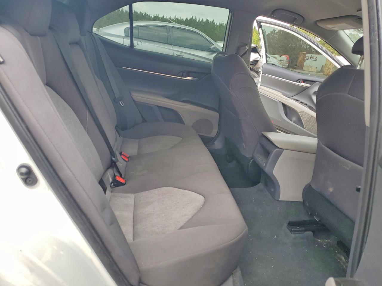 2023 TOYOTA CAMRY LE photo 19