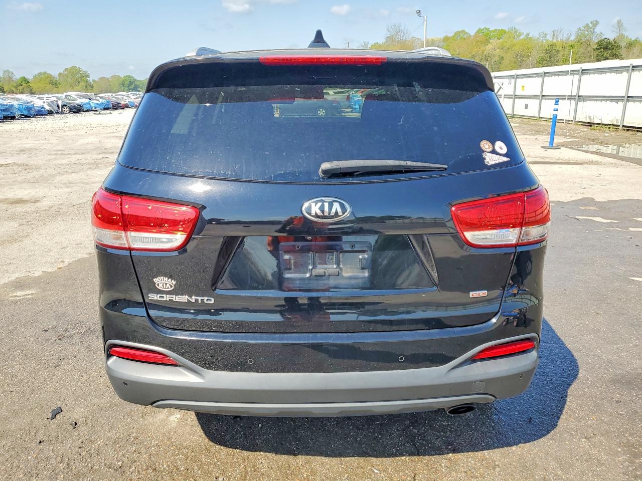 2017 KIA SORENTO LX photo 16