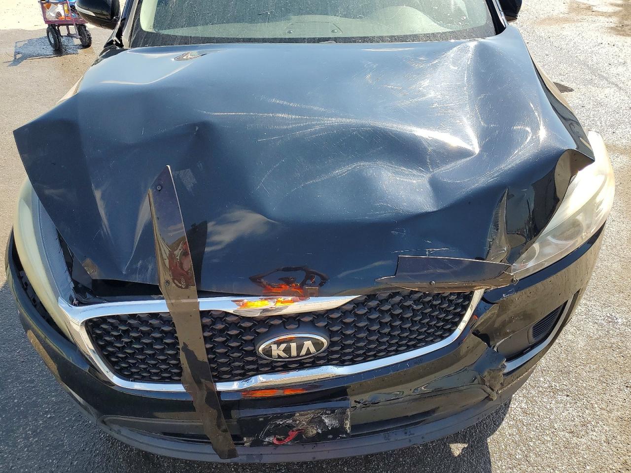 2017 KIA SORENTO LX photo 34
