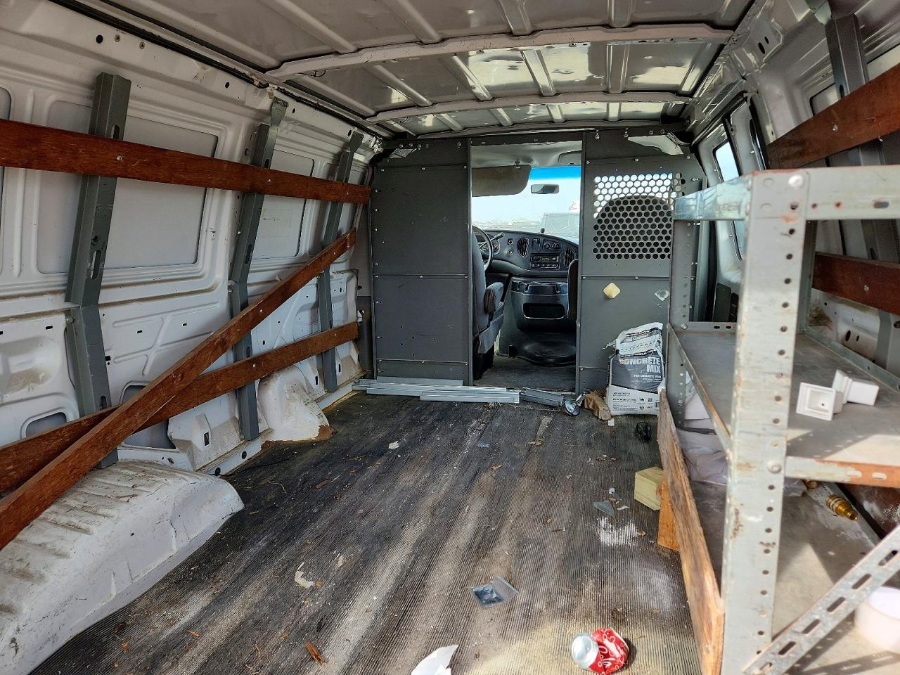 2006 FORD E250 UTILITY / SERVICE VAN photo 28