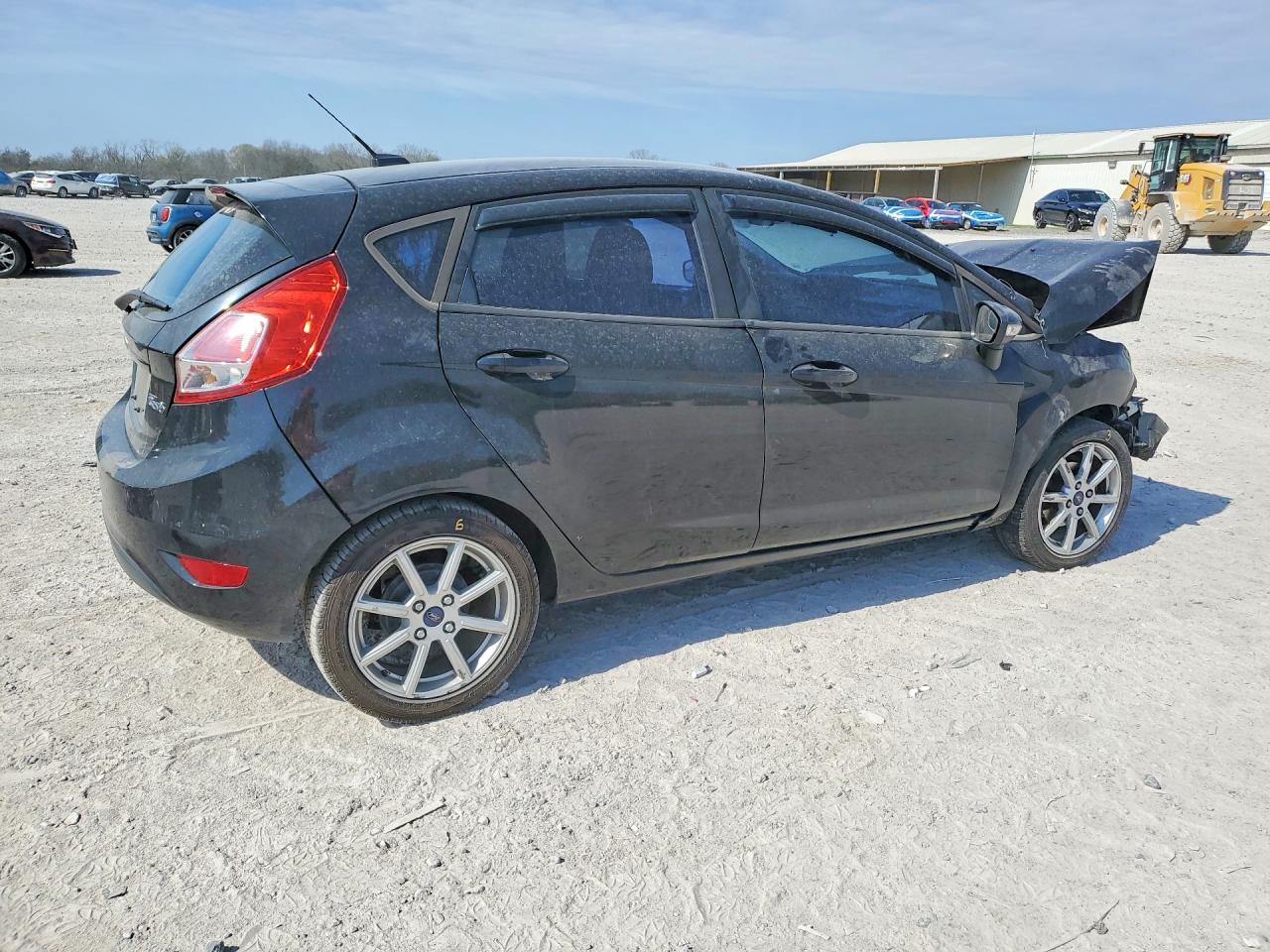 2015 FORD FIESTA SE photo 7
