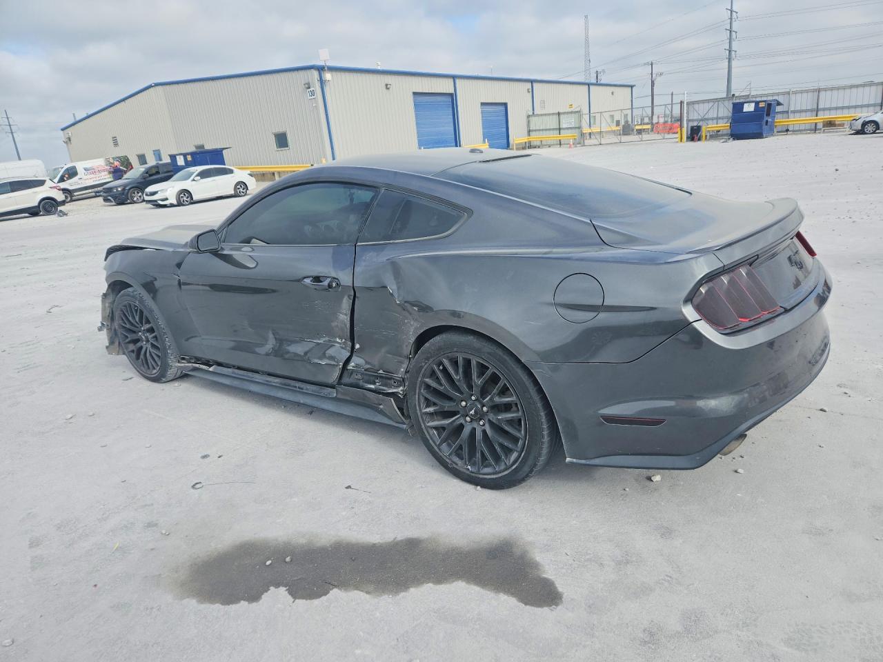2016 FORD MUSTANG photo 2