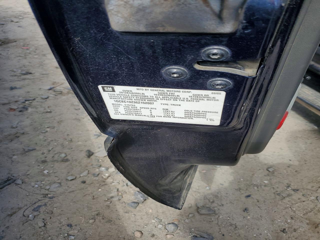 2006 CHEVROLET SILVERADO C1500 photo 23