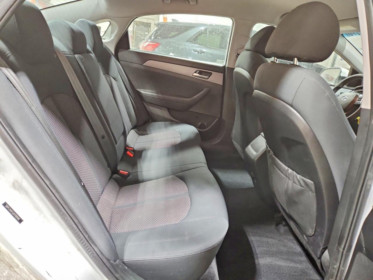2018 HYUNDAI SONATA SE photo 19