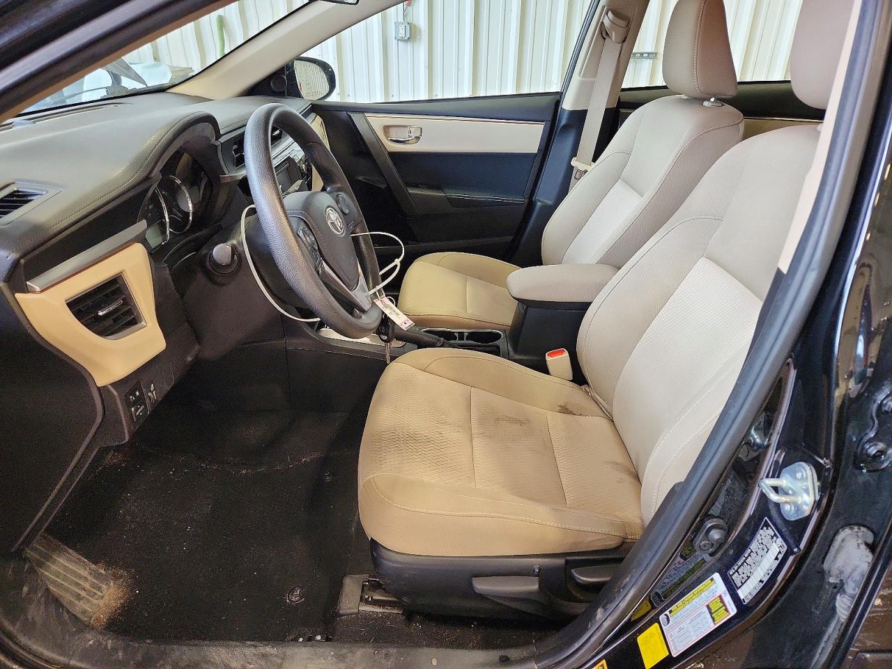 2015 TOYOTA COROLLA LE photo 13