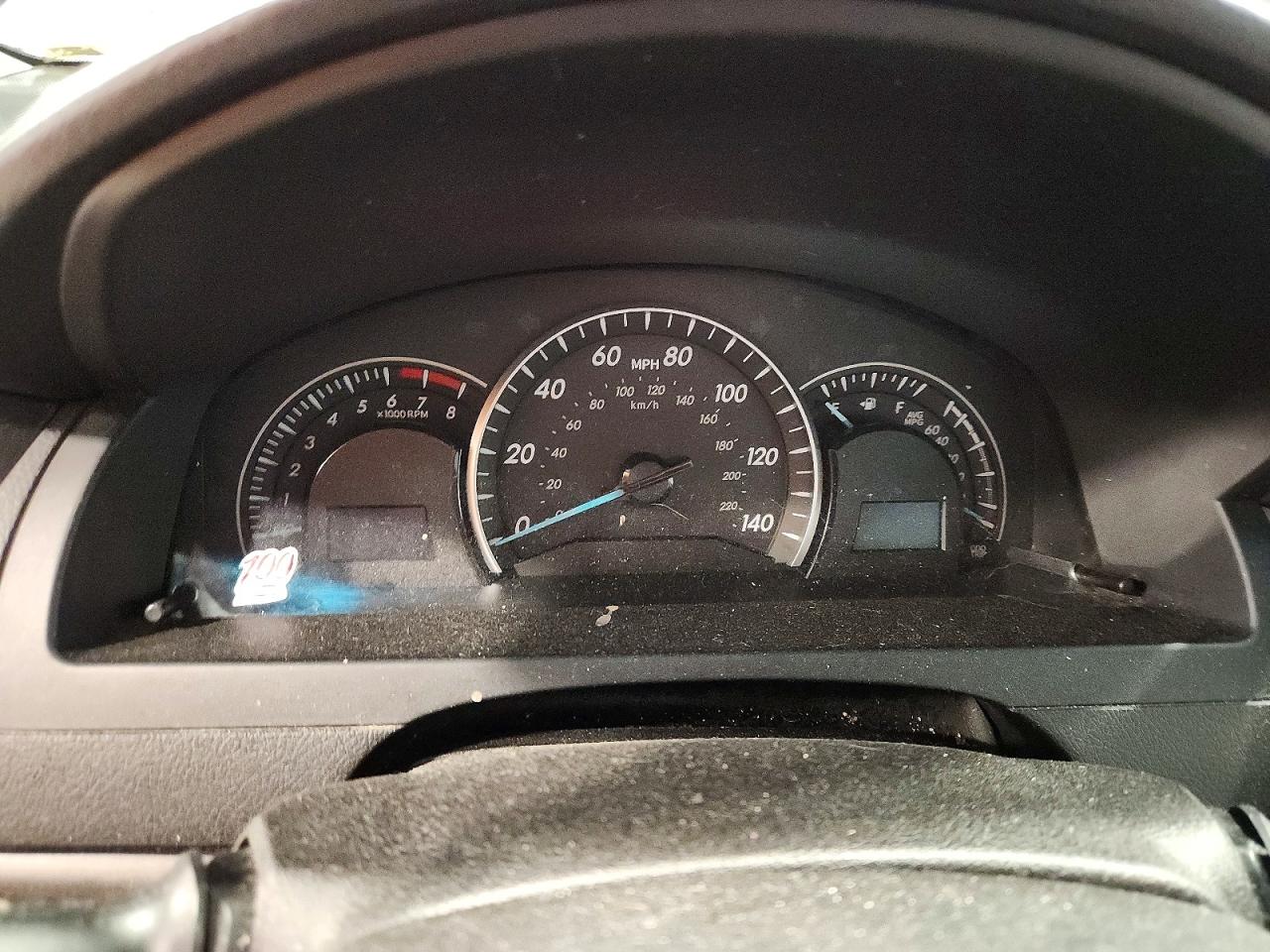 2015 TOYOTA CAMRY LE photo 17