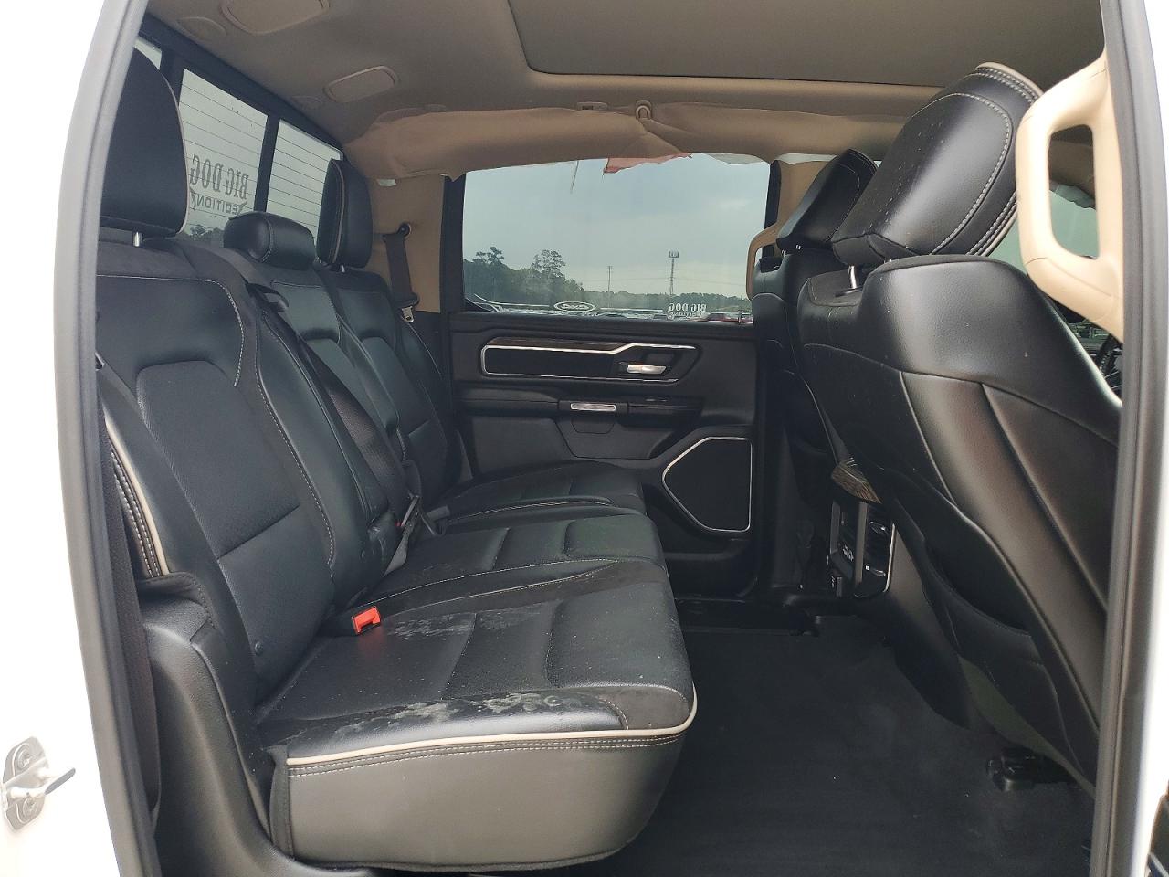 2019 RAM 1500 LARAMIE photo 10