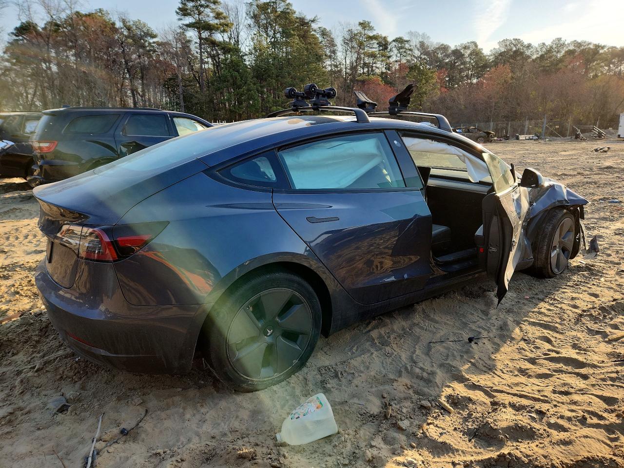 2023 TESLA MODEL 3 photo 3