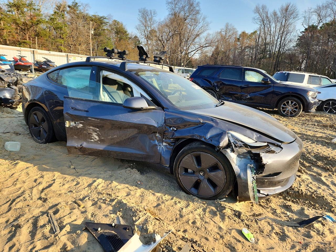 2023 TESLA MODEL 3 photo 4