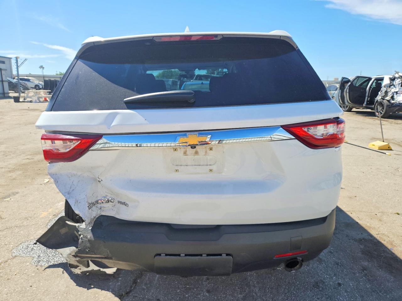 2019 CHEVROLET TRAVERSE LS photo 11