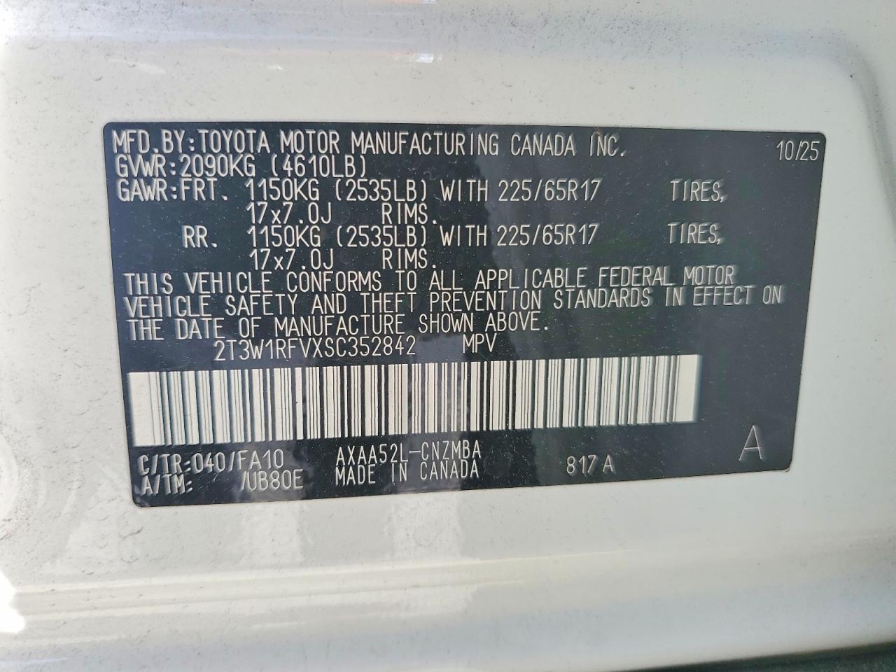 2025 TOYOTA RAV4 XLE photo 25