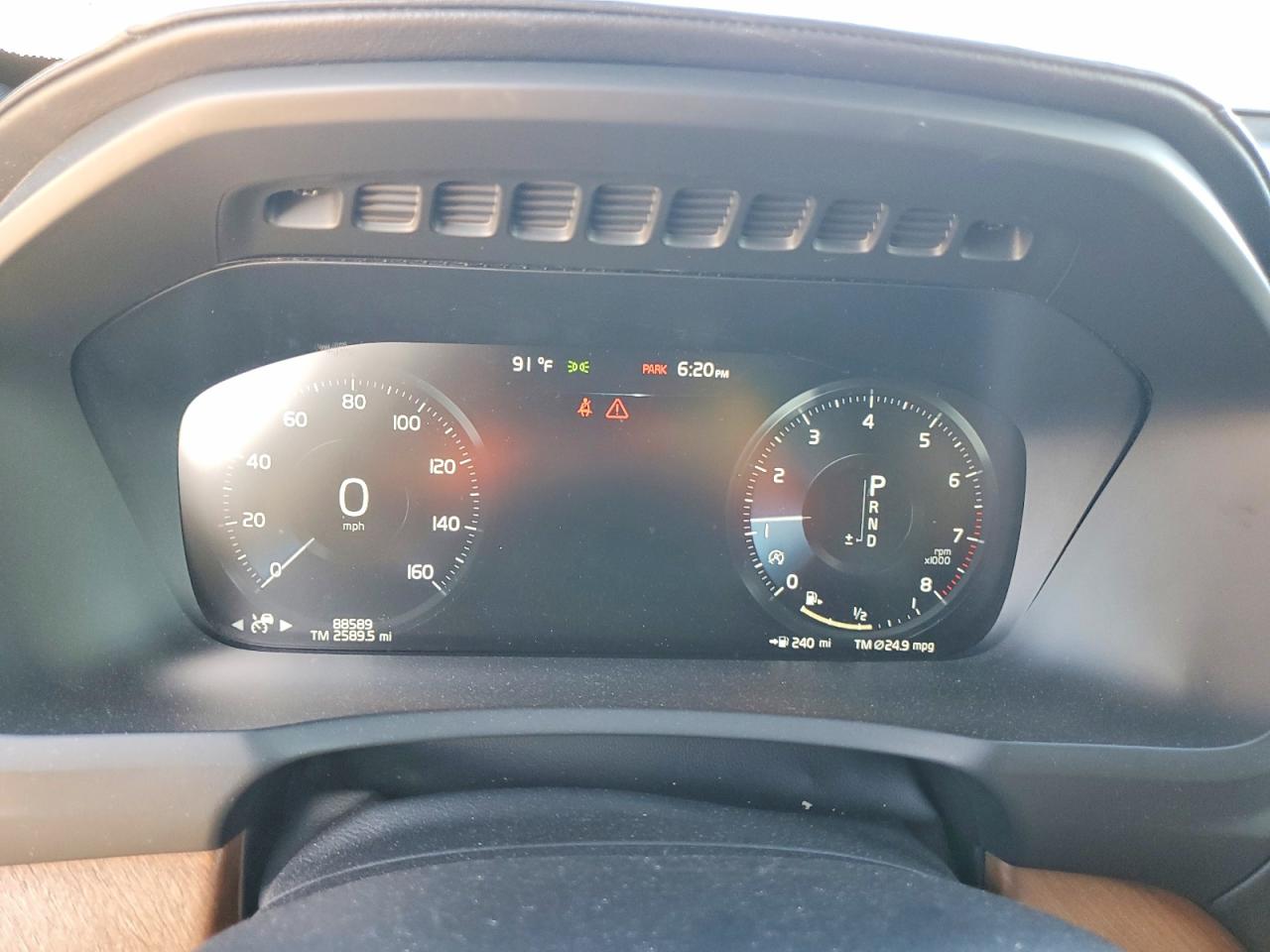 2017 VOLVO XC90 T6 photo 17