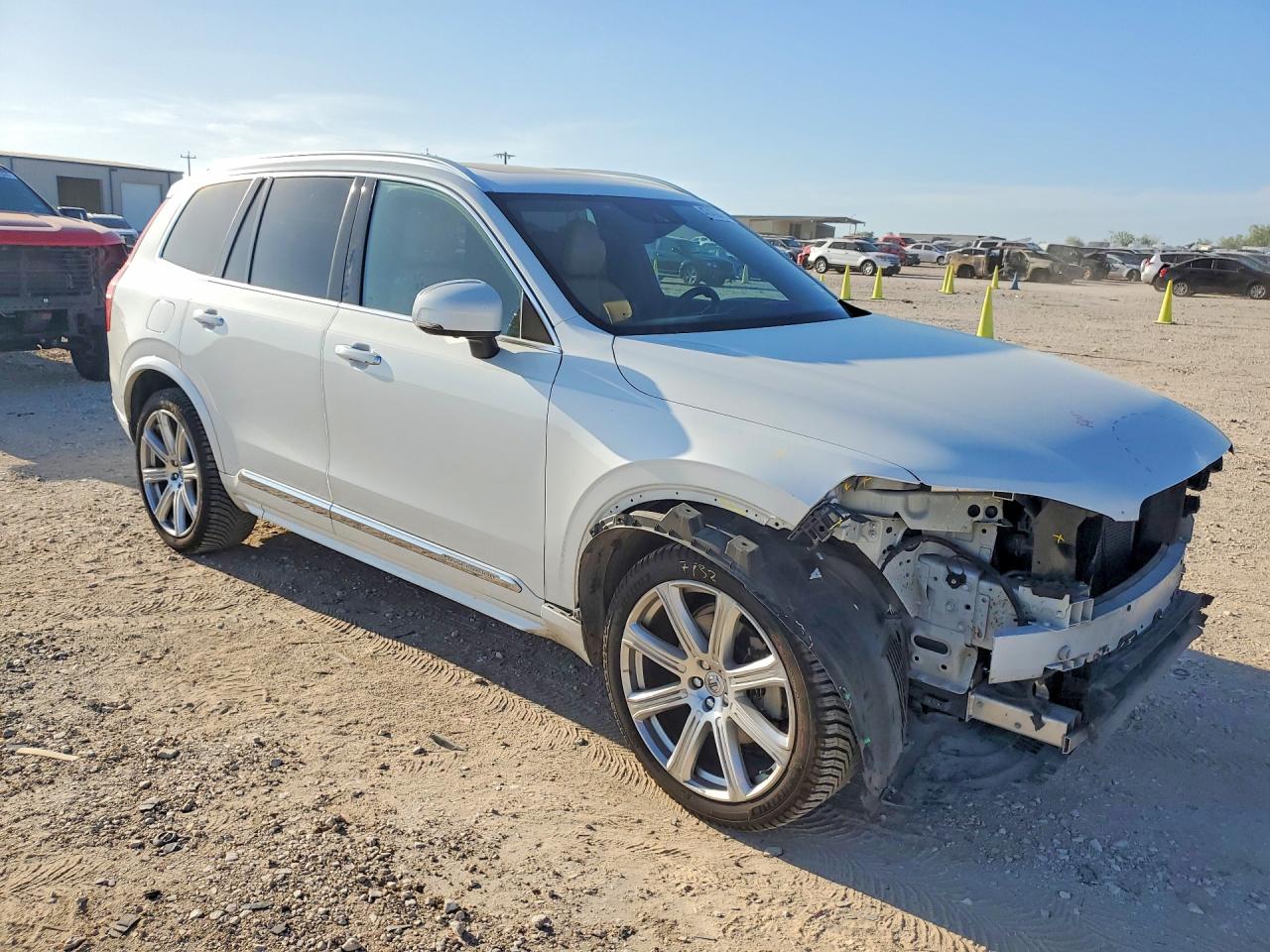 2017 VOLVO XC90 T6 photo 7