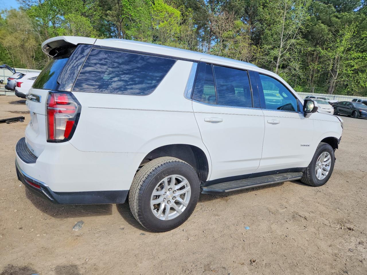 2021 CHEVROLET TAHOE C1500 LT photo 5