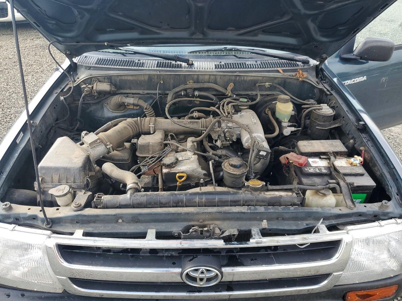 1997 TOYOTA TACOMA BASE photo 11