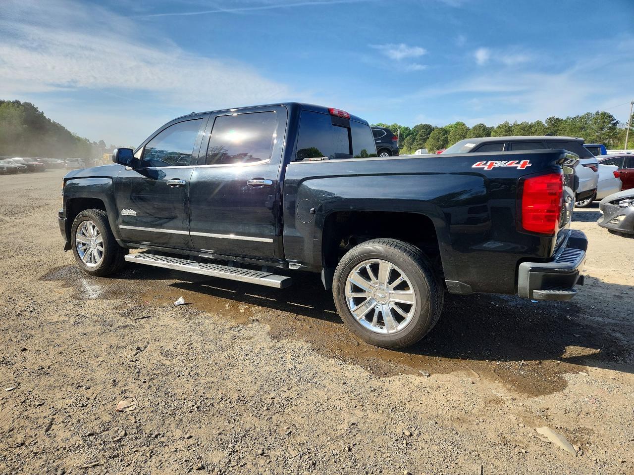 2015 CHEVROLET SILVERADO K1500 HIGH COUNTRY photo 2