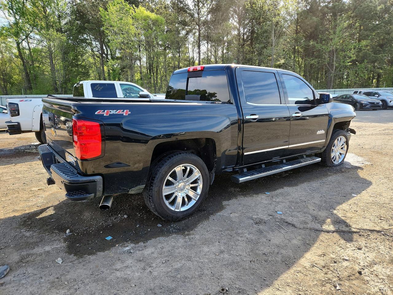 2015 CHEVROLET SILVERADO K1500 HIGH COUNTRY photo 3