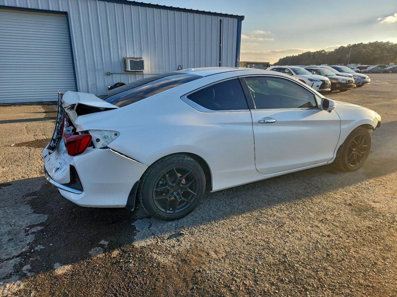 2017 HONDA ACCORD EXL photo 5