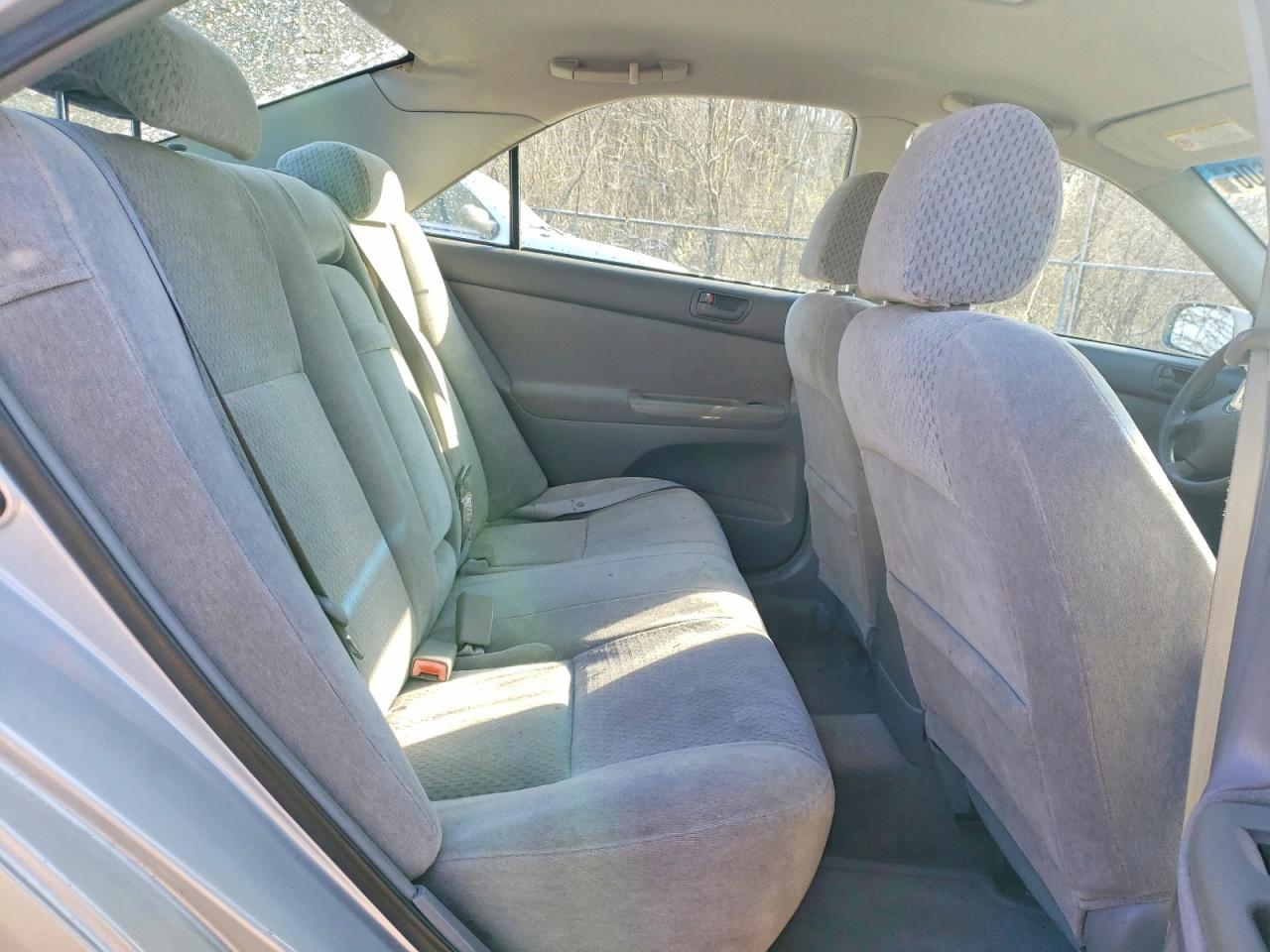 2003 TOYOTA CAMRY LE photo 19
