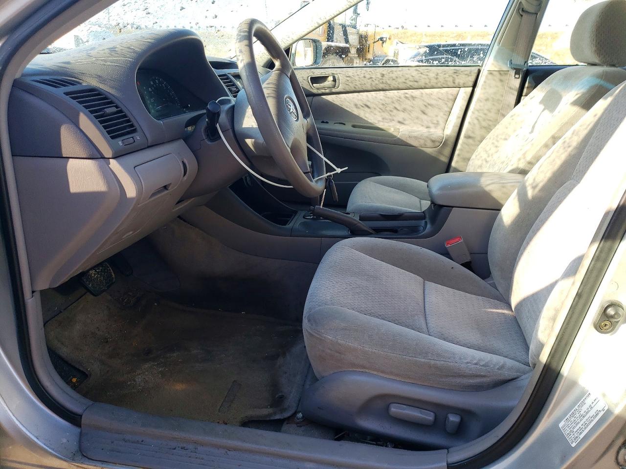 2003 TOYOTA CAMRY LE photo 13
