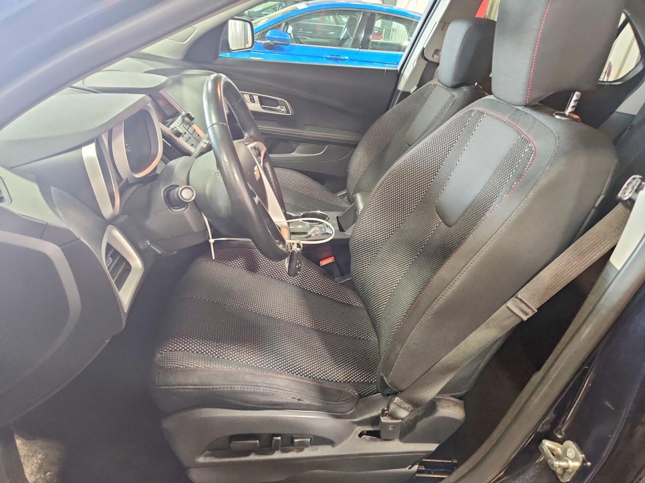 2015 CHEVROLET EQUINOX LT photo 13