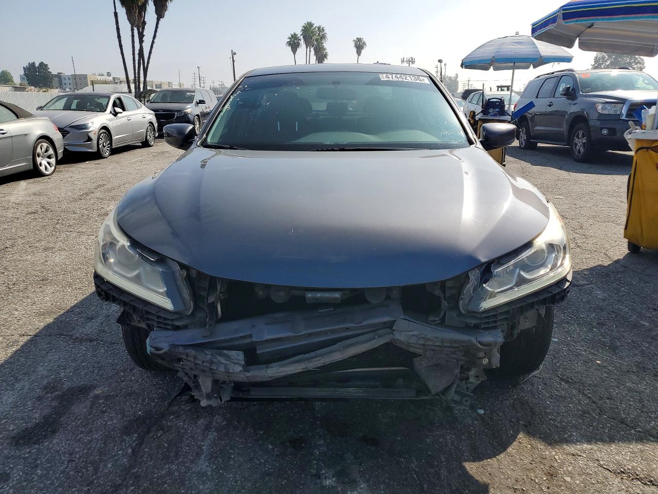 2017 HONDA ACCORD LX photo 5