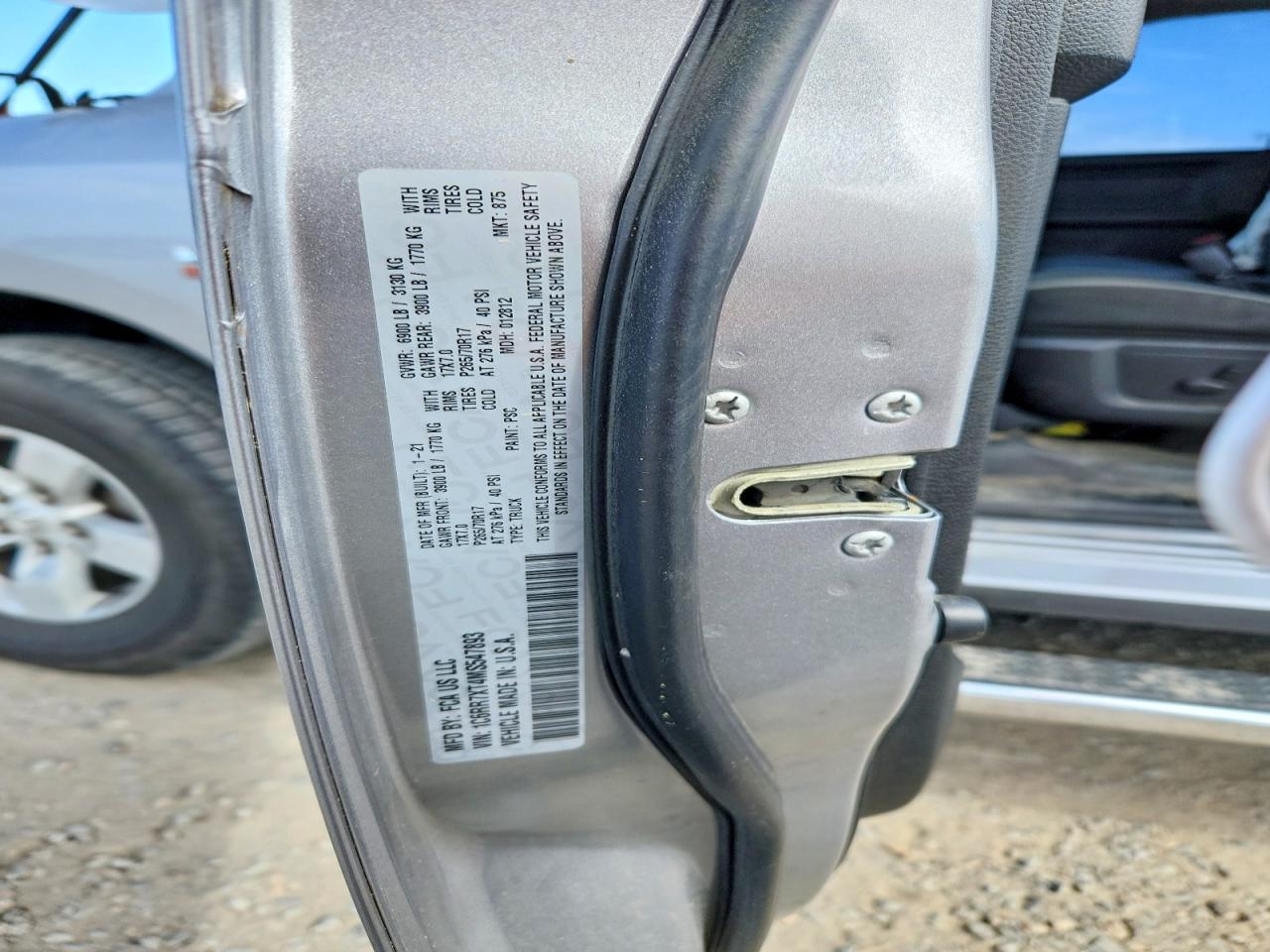2021 RAM 1500 CLASSIC SSV photo 23
