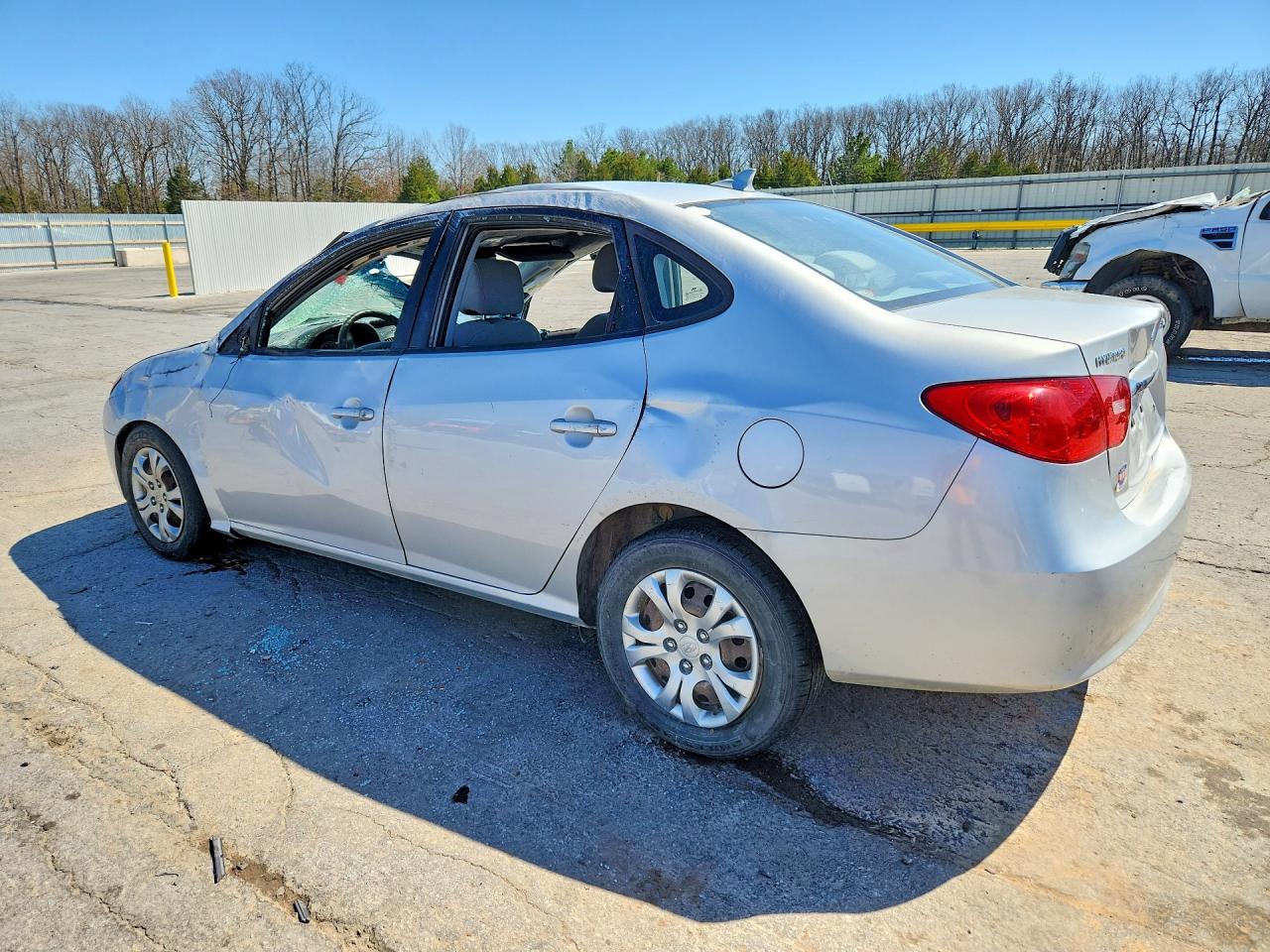 2010 HYUNDAI ELANTRA GLS photo 3